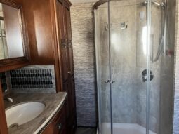 
										2016 Newmar Dutch Star 4018 full									