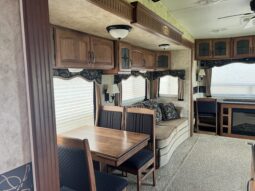 
										2011 Keystone Montana 3665RE full									