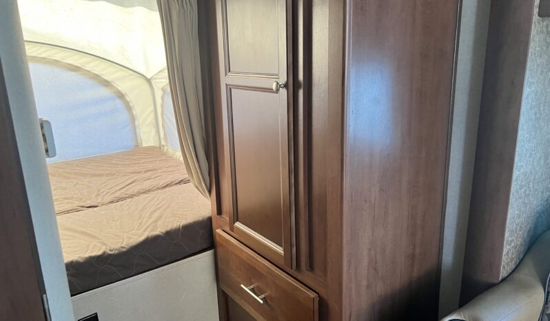 
								2014 Kodiak Express 216E full									
