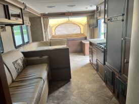 2014 Kodiak Express 216E