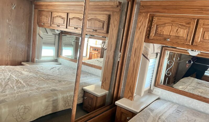 
								2004 Tiffin Allegro 40TSP full									