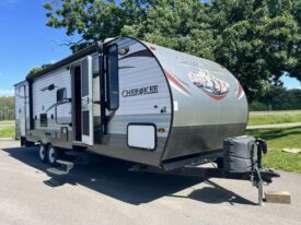 2015 FOREST RIVER CHEROKEE 274DBH