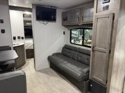 
										2021 KZ Sonic SN231VRK full									