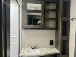 
										2022 Grand Design Transcend 200MK full									