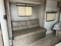 
										2019 Palomino Real Lite RL181 full									