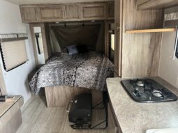 
										2019 Palomino Real Lite RL181 full									