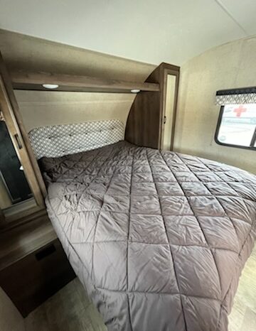 
								2017 KZ Connect C241RLK full									