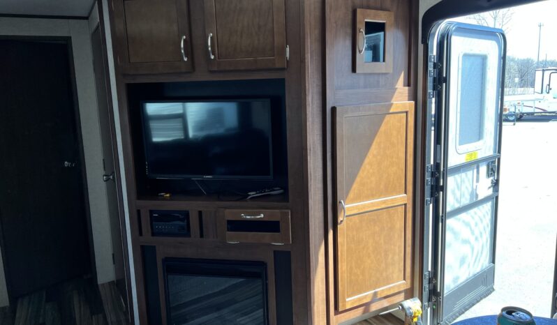 
								2017 Jayco Jayflight 33RBTS full									