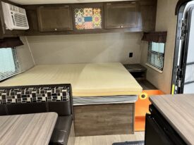 2018 Dutchmen Coleman Lantern LT 17FQ