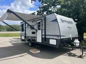 2018 Keystone Springdale mini SM1750