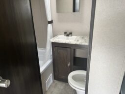 
										2018 Keystone Springdale mini SM1750 full									