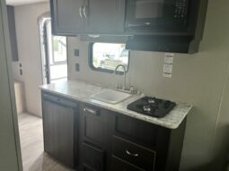 
										2018 Keystone Springdale mini SM1750 full									