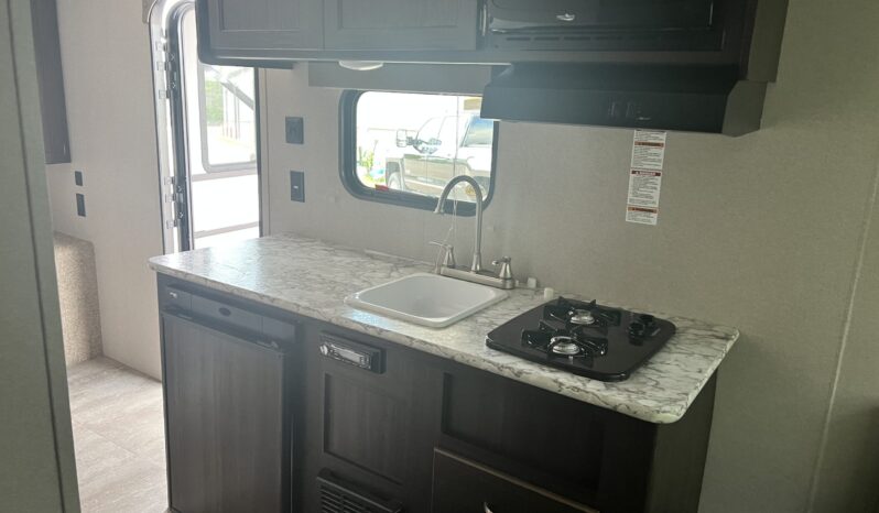 
								2018 Keystone Springdale mini SM1750 full									