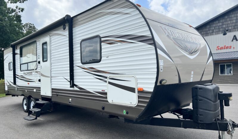 
								2017 Forest River Wildwood 27RKSS full									
