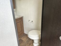 
										2017 Forest River Wildwood 27RKSS full									