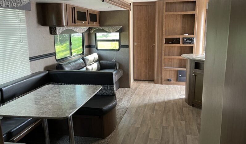
								2017 Dutchmen Aspen Trail 3010BHDS full									