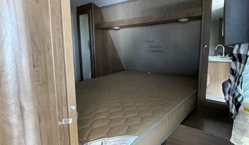 
								2017 Dutchmen Aspen Trail 3010BHDS full									