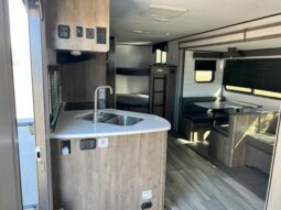 
										2021 Heartland Pioneer BH270 full									