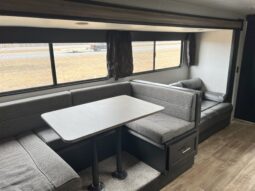 
										2021 Cherokee Grey Wolf 26DBH full									