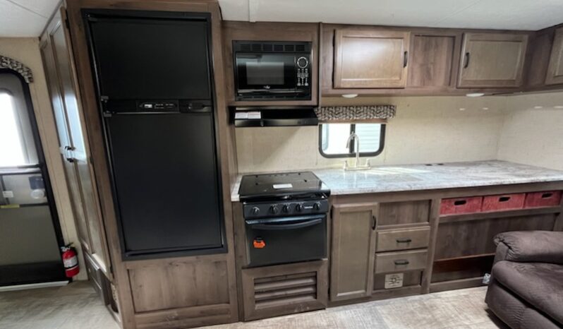 
								2017 KZ Connect C241RLK full									