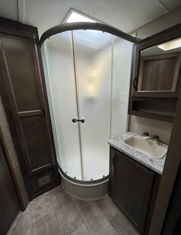 
								2017 KZ Connect C241RLK full									