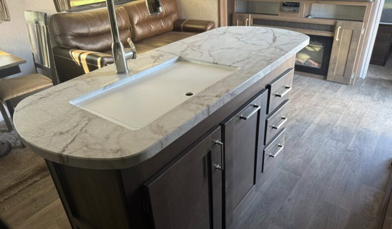 
								2019 Keystone Loredo 280RB full									