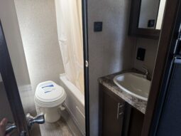 
										2015 Forest River Grey Wolf 26BH full									