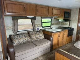 
										2012 Keystone Bullet Ultra Lite 284RLS full									