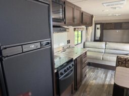 
										2015 Forest River Grey Wolf 26BH full									