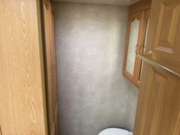 
										2003 Forest River Georgetown 325 full									