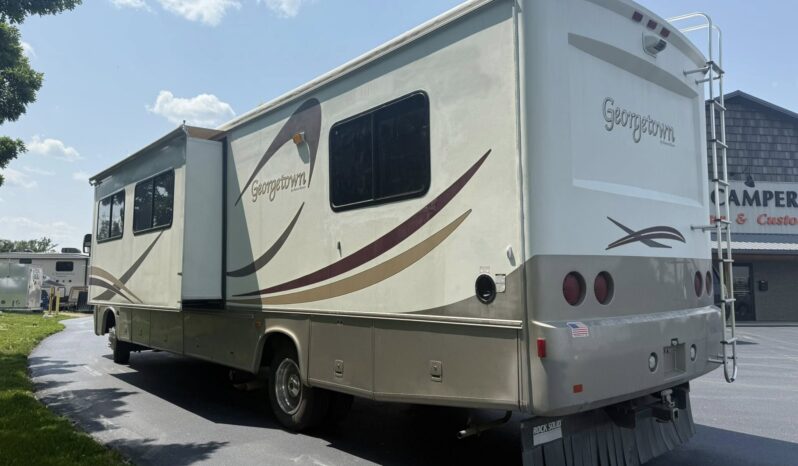 
								2003 Forest River Georgetown 325 full									