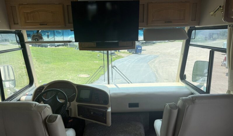 
								2003 Forest River Georgetown 325 full									