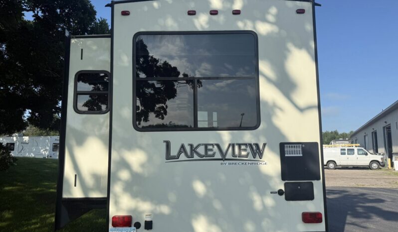 
								2015 Breckenridge Lakeview 40FKBS full									