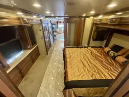 
										2014 American  Revolution 42G – Luxury Diesel Pusher full									