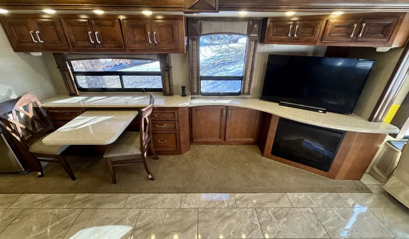 
								2014 American  Revolution 42G – Luxury Diesel Pusher full									