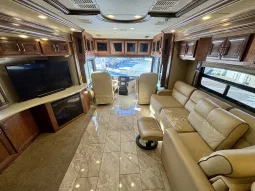 
										2014 American  Revolution 42G – Luxury Diesel Pusher full									
