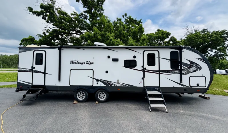 
								2019 Forest River Heritage Glen LTZ 309BOK full									