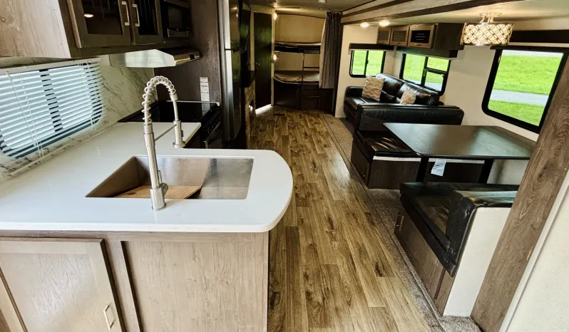 
								2019 Forest River Heritage Glen LTZ 309BOK full									