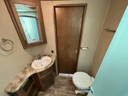 
										2015 Grand Design Reflection 27RL full									