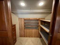 
										2013 Dynamax Trilogy 3650RL full									