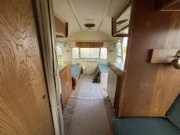
										1969 Airstream Globetrotter full									