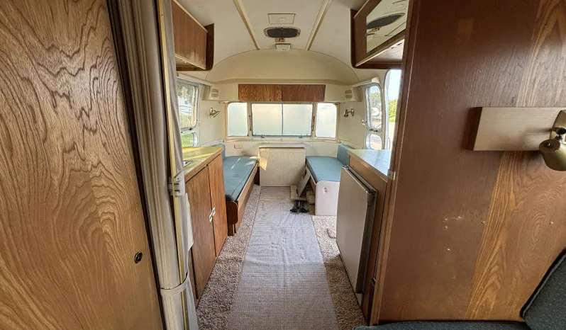 
								1969 Airstream Globetrotter full									