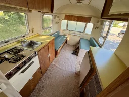 
										1969 Airstream Globetrotter full									