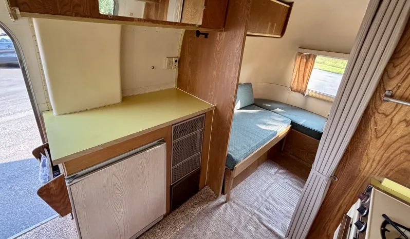 
								1969 Airstream Globetrotter full									