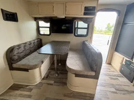 2018 Winnebango Minnie 2401RG