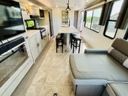 
										2024 Forest River Salem View28x full									