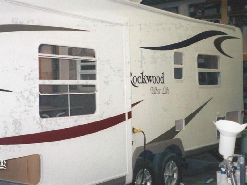 Travel-Trailer-Side-Damage-Repair-1080x675